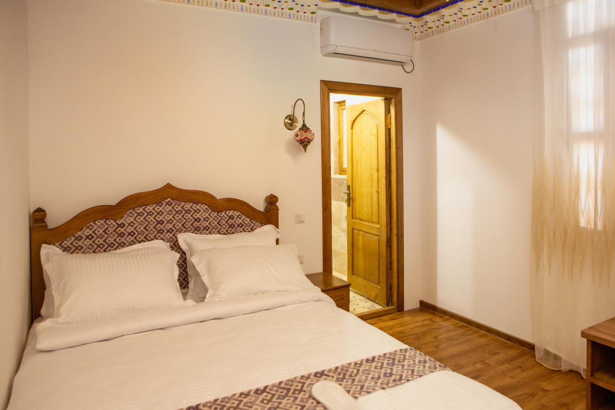 Istat Boutique Hotel Boukhara Extérieur photo